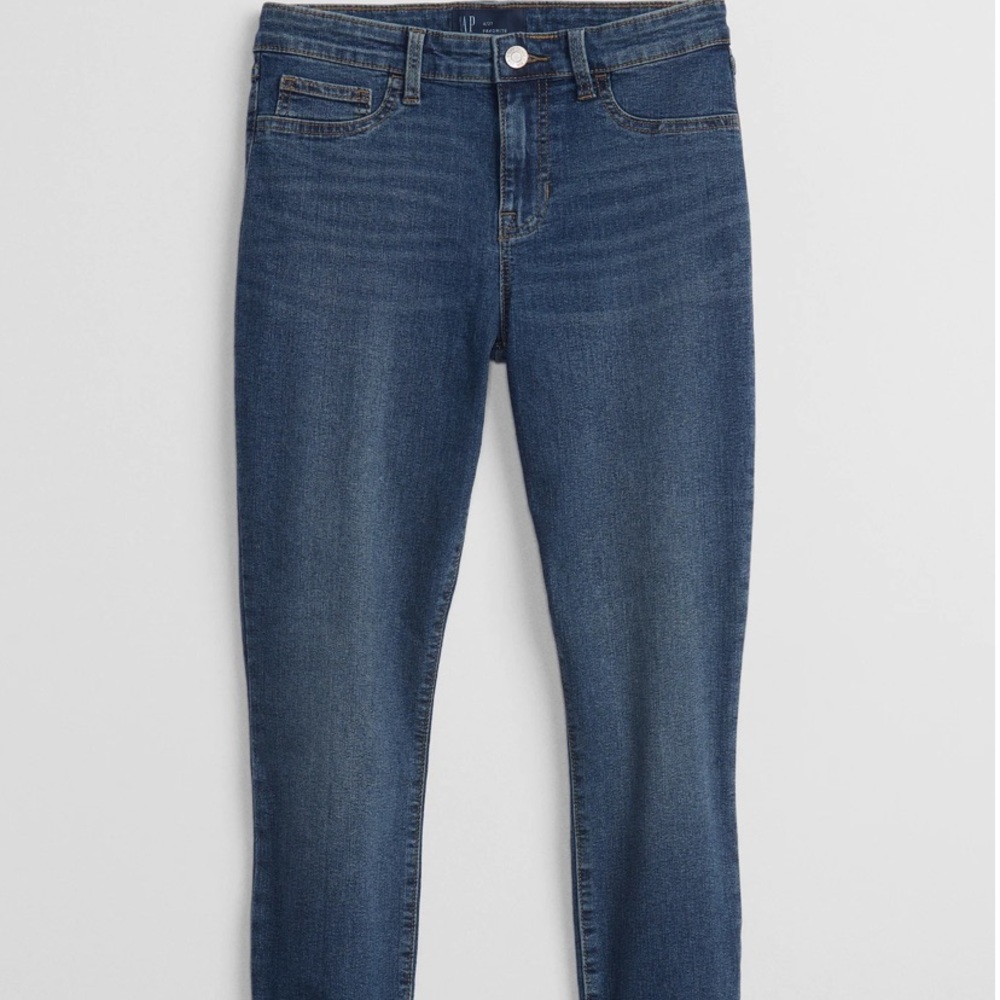 NWT!  Gap Factory Mid-Rise Curvy Ankle Jegging.  Size 8